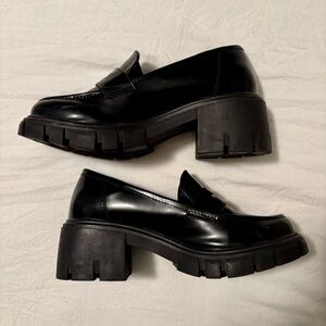 Crown Vintage Loafers